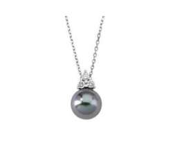 Ceres Pendant with gray Majorica pearl. Details