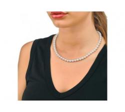  Chica con el Collar de perlas Majorica Lyra 7 mm