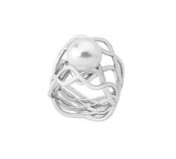 Silver ring with Majorica pearl inspired by the sea